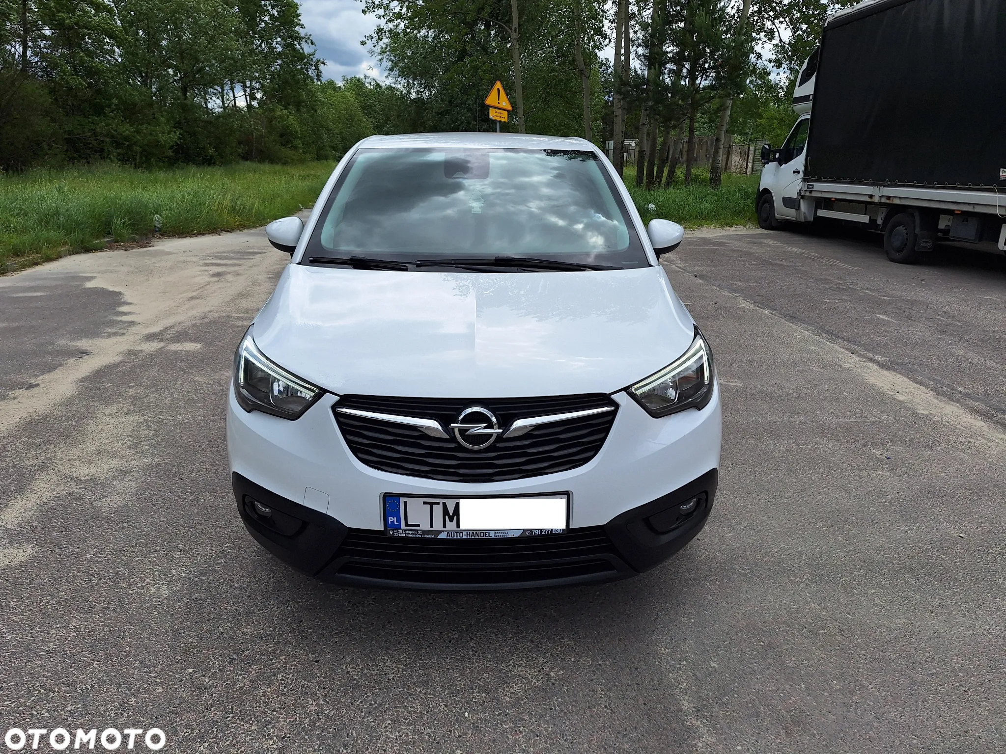 Opel Crossland X - 8