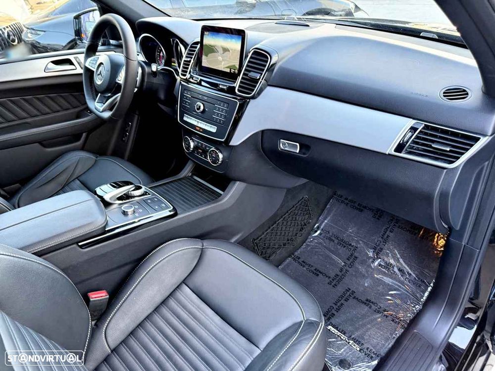 Mercedes-Benz GLE 500 e 4-Matic - 26
