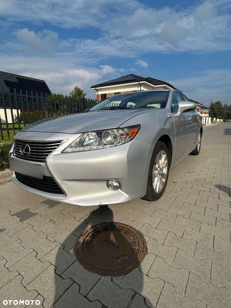Lexus ES - 2