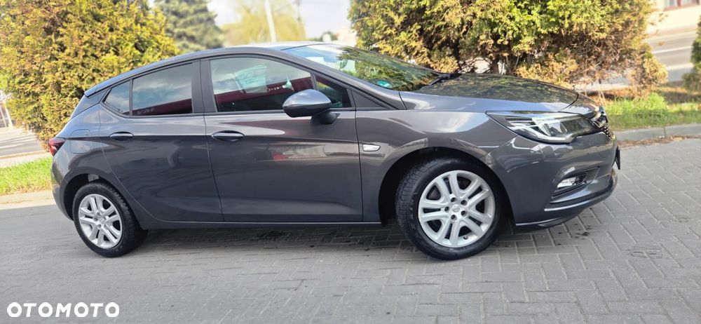 Opel Astra 1.6 D Start/Stop Dynamic - 19