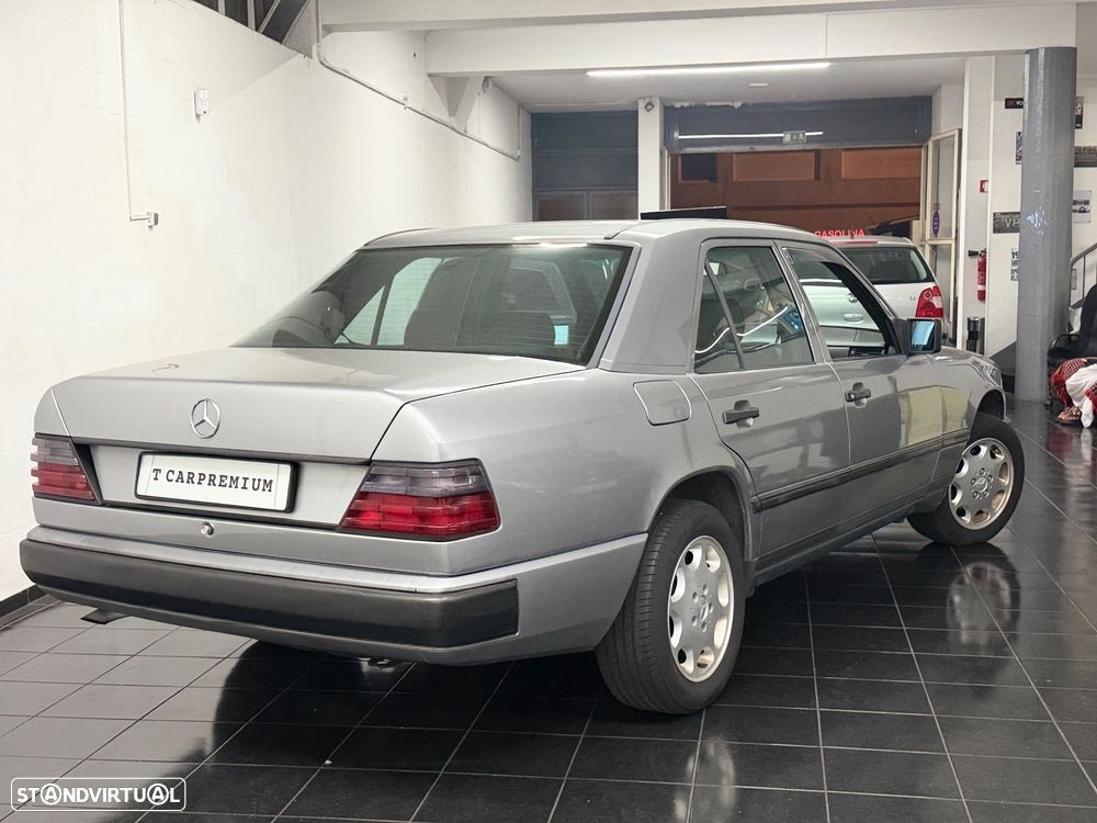 Mercedes-Benz W124 (1984-1997) 200 D - 8