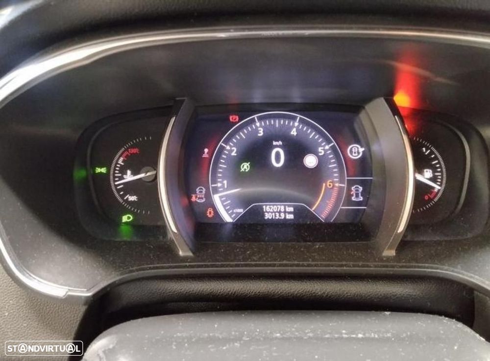 Renault Mégane - 5