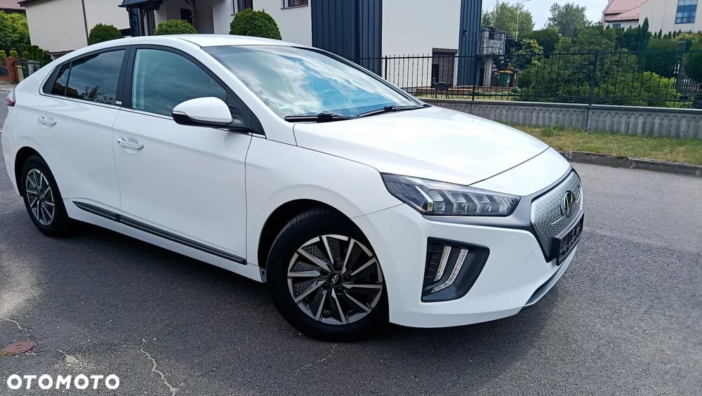Hyundai IONIQ Advantage - 31