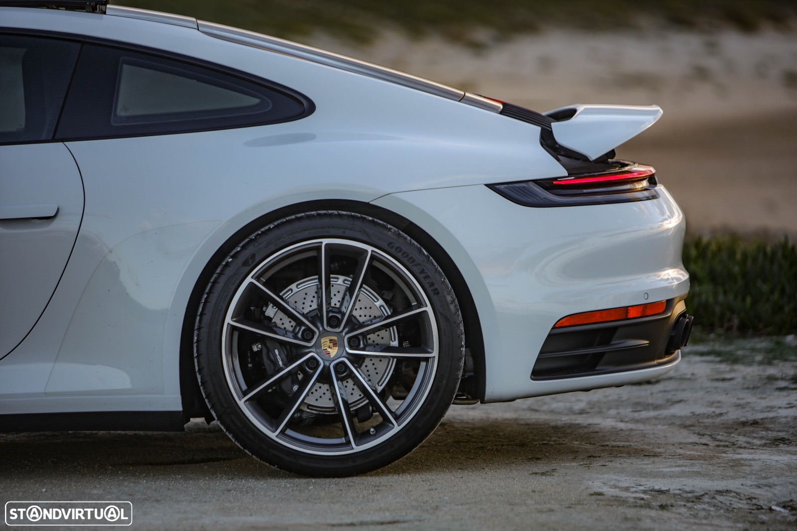Porsche 911 (992) Carrera PDK - 19