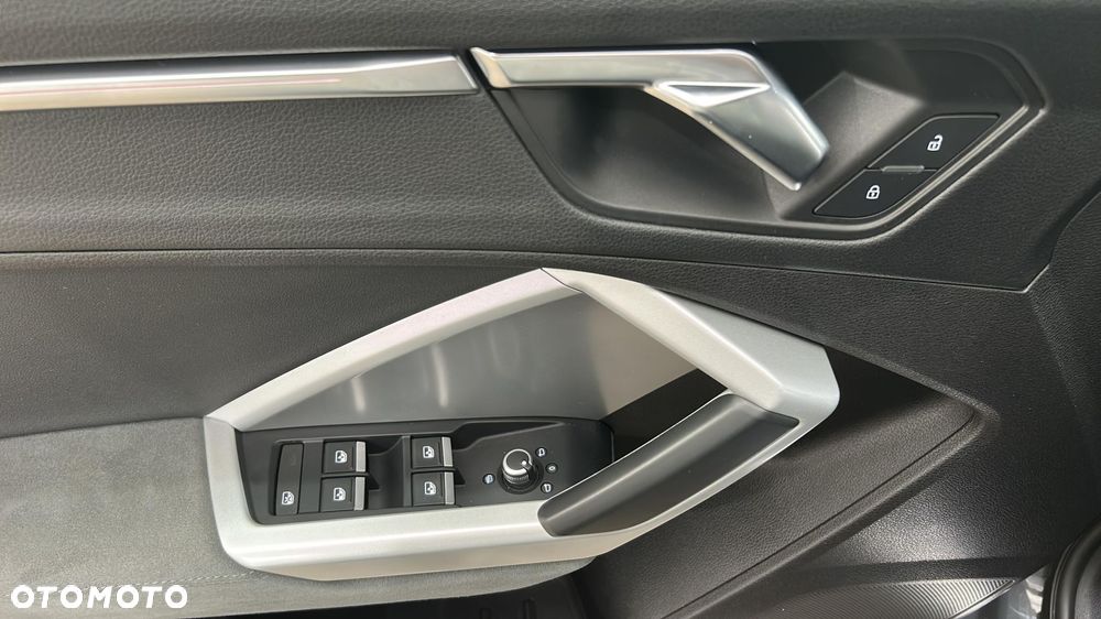 Audi Q3 35 TFSI Advanced S tronic - 14