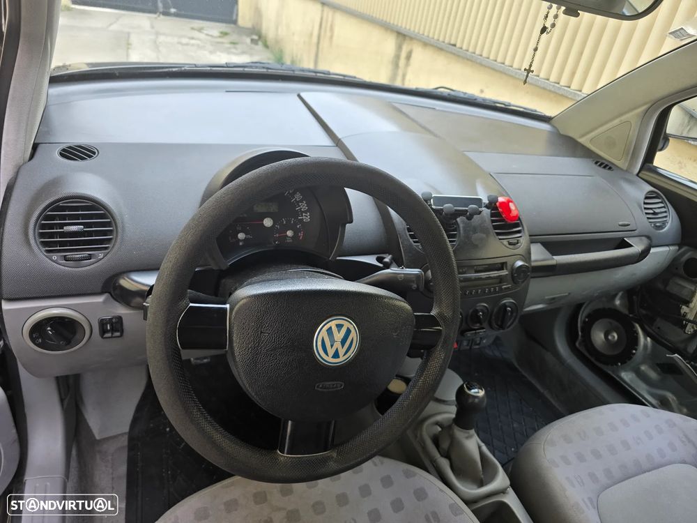 VW New Beetle - 6