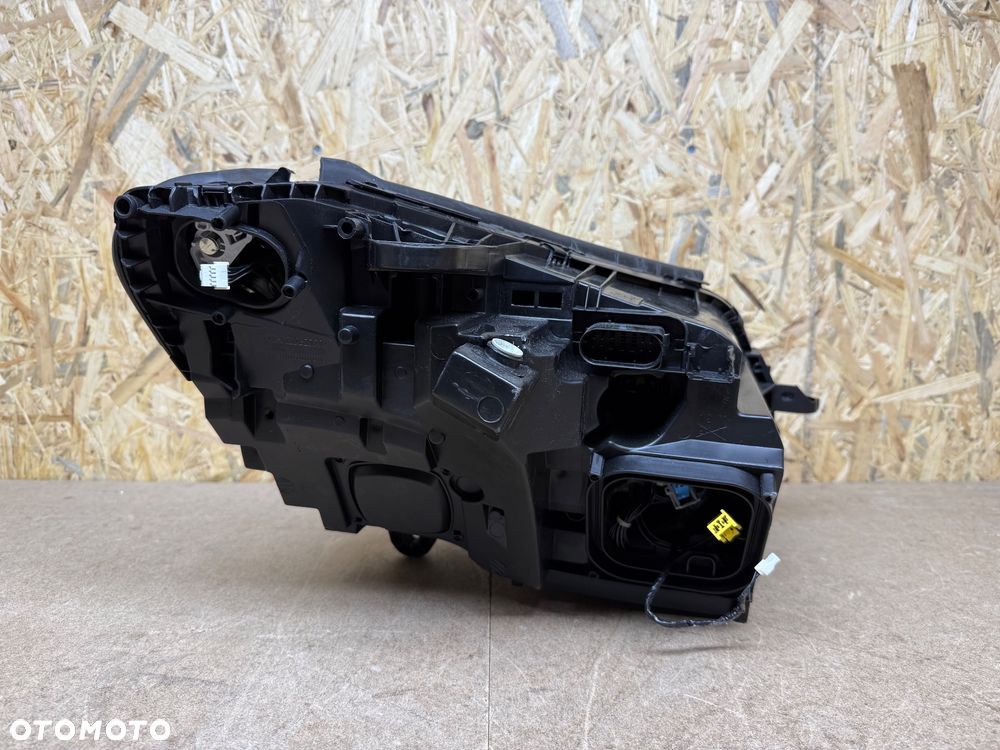 LAMPA LEWA FULL LED ILS MERCEDES BENZ C KLASA W205 A205 - 10