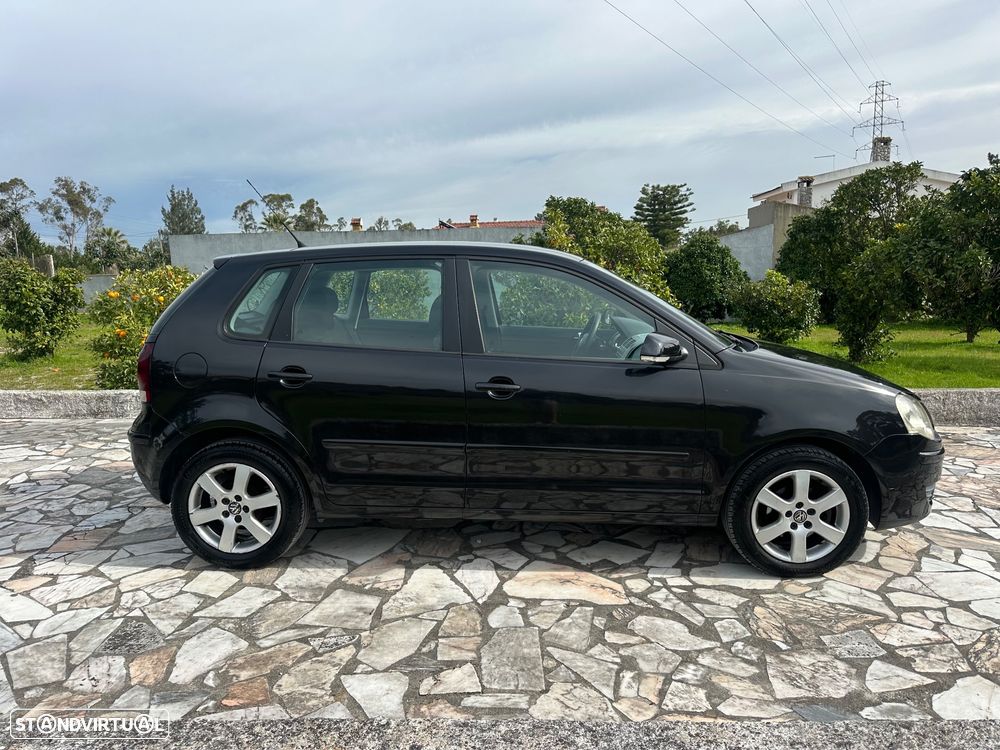VW Polo 1.4 TDi Confortline - 9
