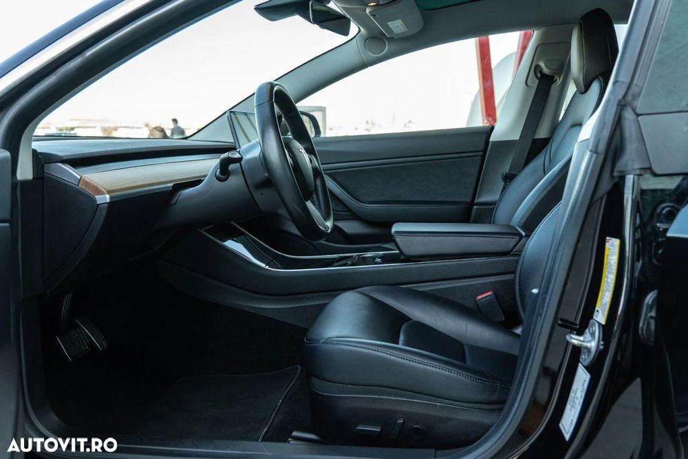 Tesla Model 3 Premium Langstreckenbatterie AWD Dual Motor - 7