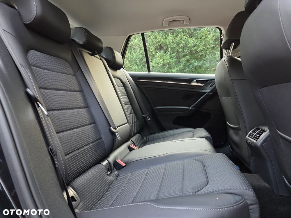 Volkswagen Golf 1.4 TSI BlueMotion Technology DSG Highline - 11