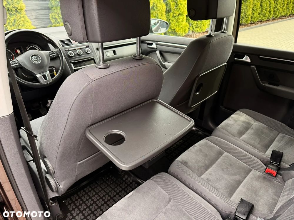 Volkswagen Touran 2.0 TDI DPF Comfortline - 19