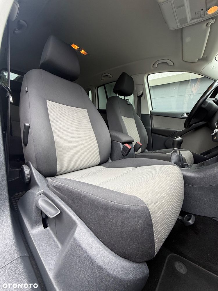 Volkswagen Tiguan - 21