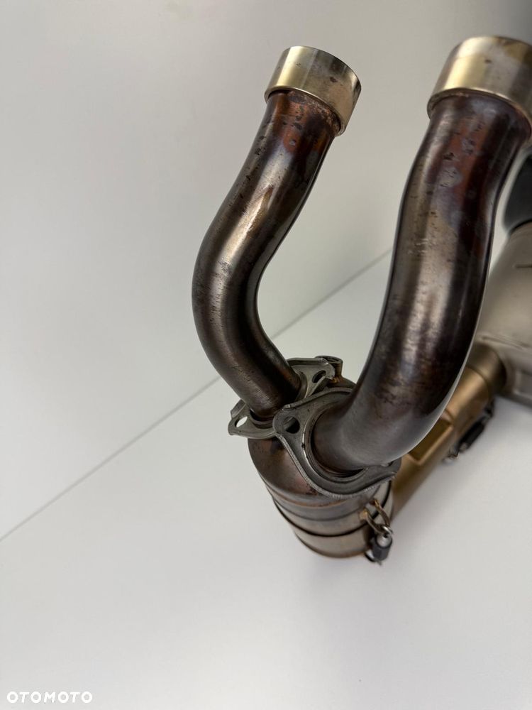 Kompletny tłumik Akrapovič Yamaha MT-07 2021+ - 11