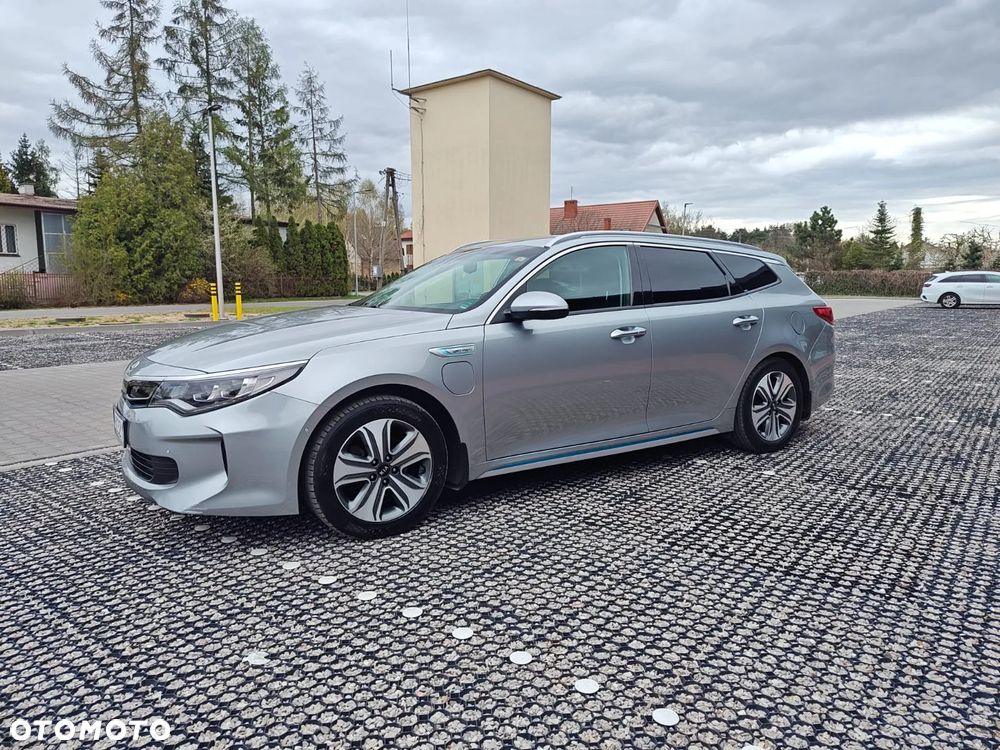 Kia Optima Plug-in Hybrid - 1