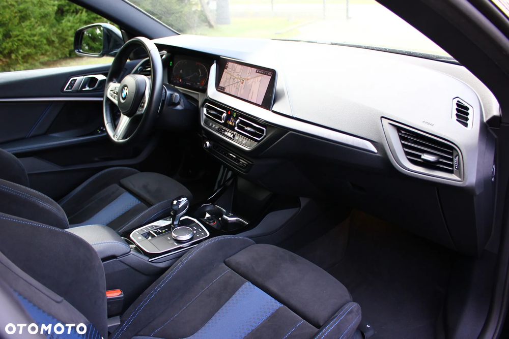 BMW Seria 2 218d M Sport sport - 36