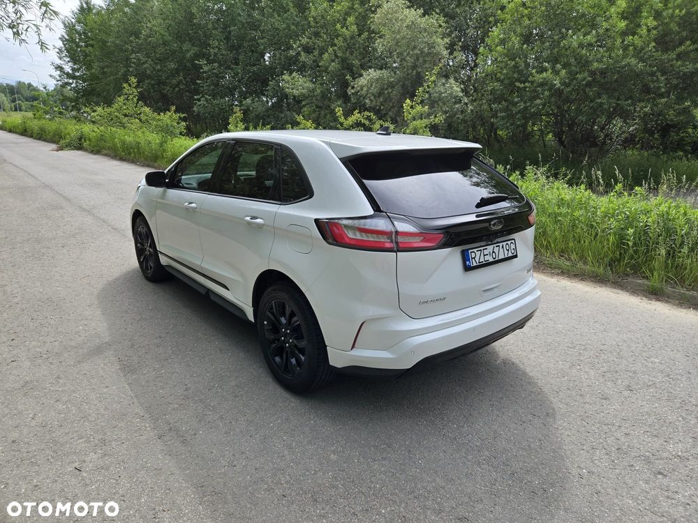 Ford Edge - 18