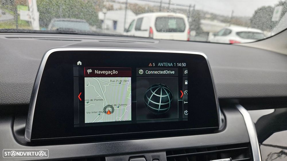 BMW 218 Active Tourer d Sport Line - 9