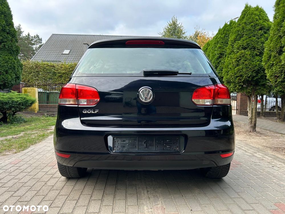 Volkswagen Golf - 17