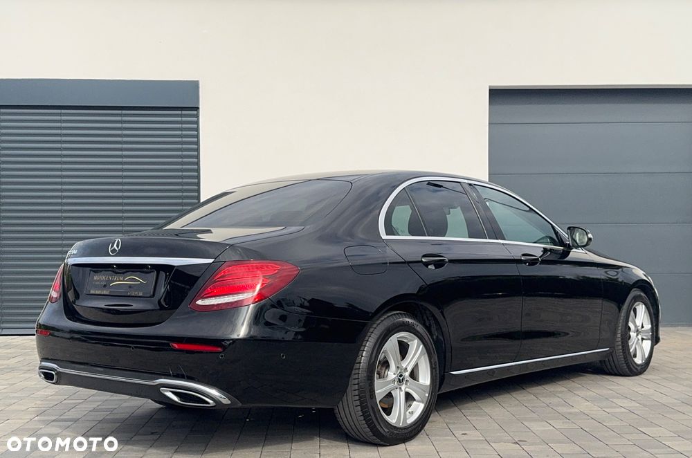 Mercedes-Benz Klasa E 220 d Business Edition 9G-TRONIC - 6