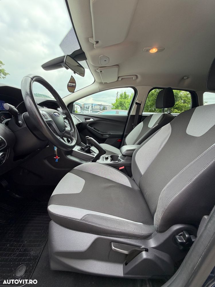 Ford Focus 1.0 EcoBoost Start-Stopp-System Champions Edition - 12