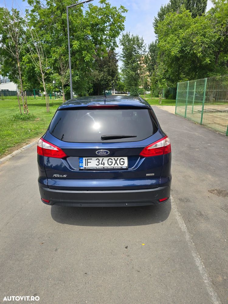 Ford Focus - 13