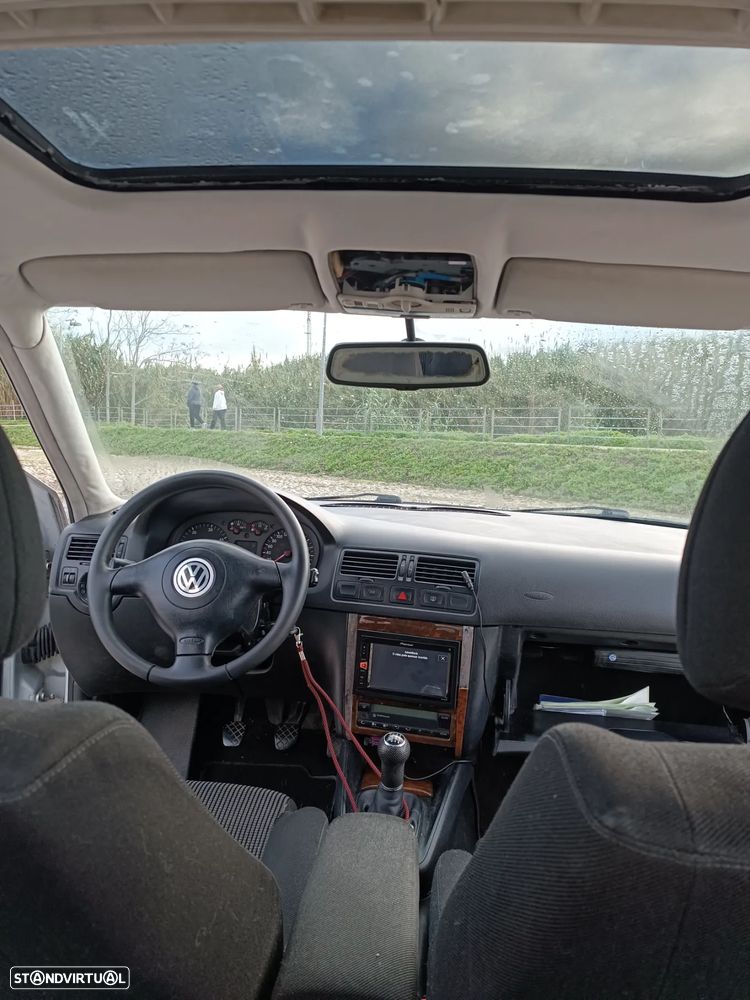 VW Bora 1.9 TDi Highline - 35