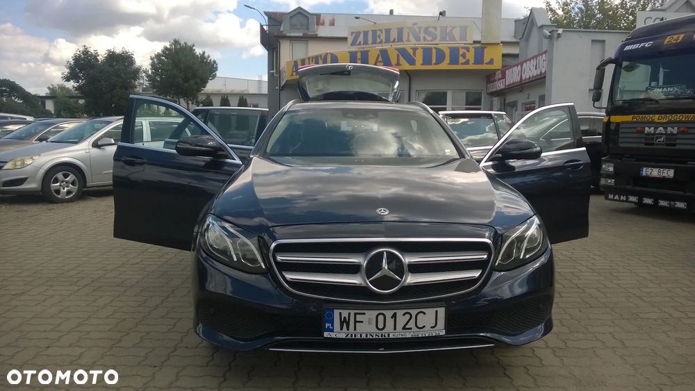 Mercedes-Benz Klasa E 350 d 4Matic 9G-TRONIC Exclusive - 24