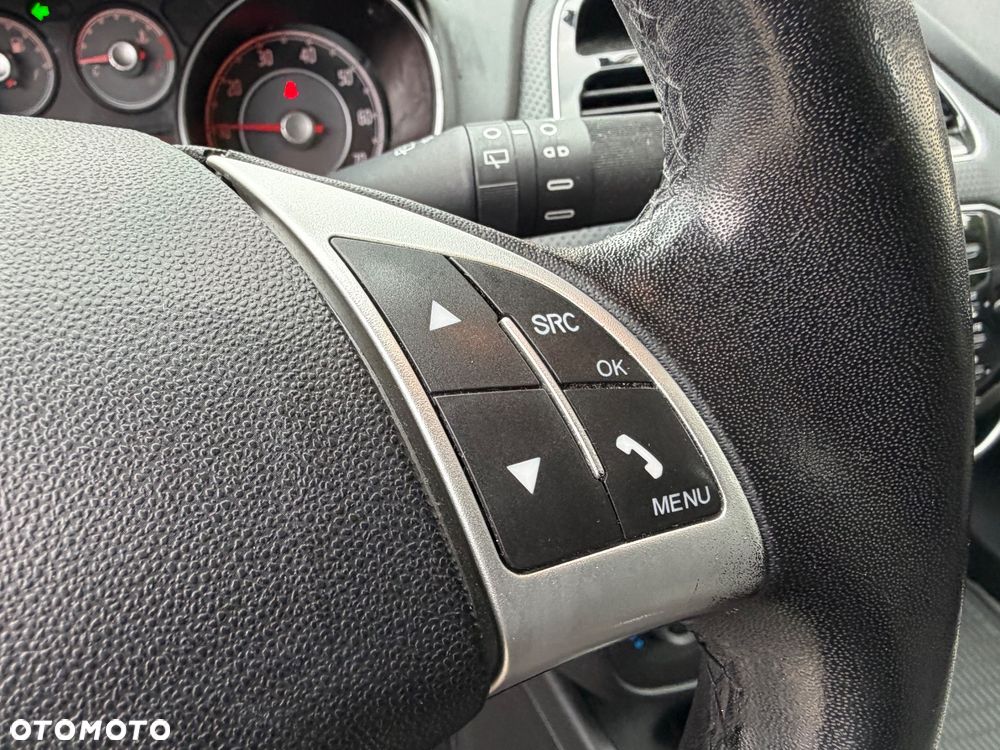 Fiat Punto Evo 1.4 8V Dynamic Euro5 - 16