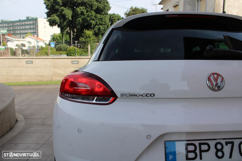 VW Scirocco 2.0 TFSi Sport DSG - 19