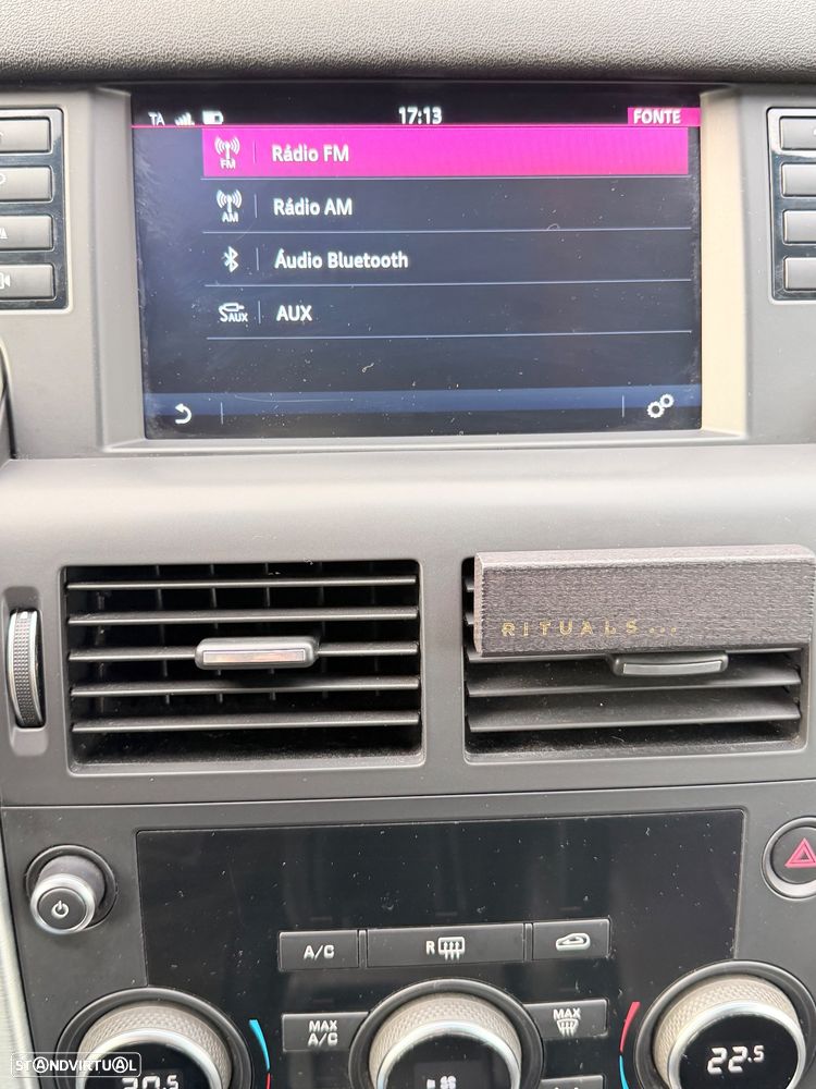 Land Rover Discovery Sport 2.0 TD4 HSE Luxury 7L Auto - 24