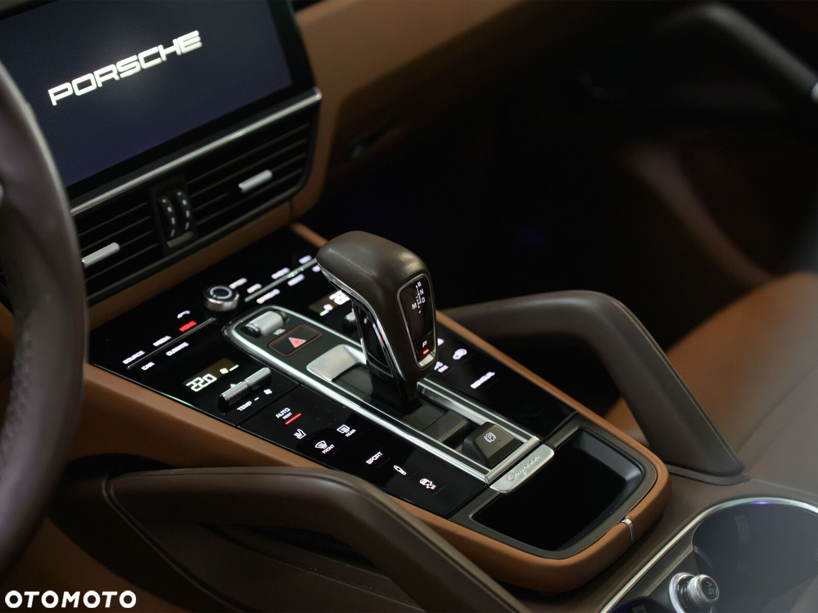 Porsche Cayenne Standard - 10