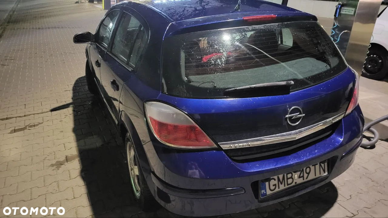 Opel Astra - 10