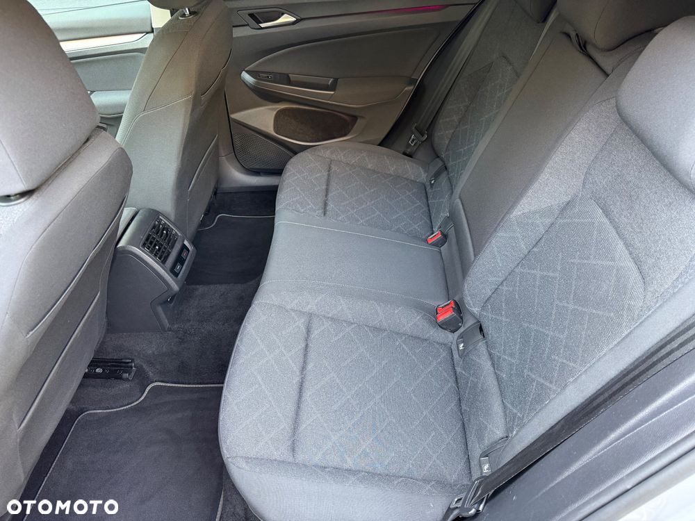 Volkswagen Golf 2.0 TDI SCR DSG Active - 25