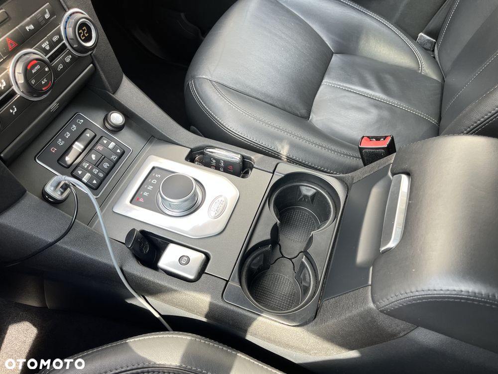 Land Rover Discovery 3.0 SD V6 HSE - 12