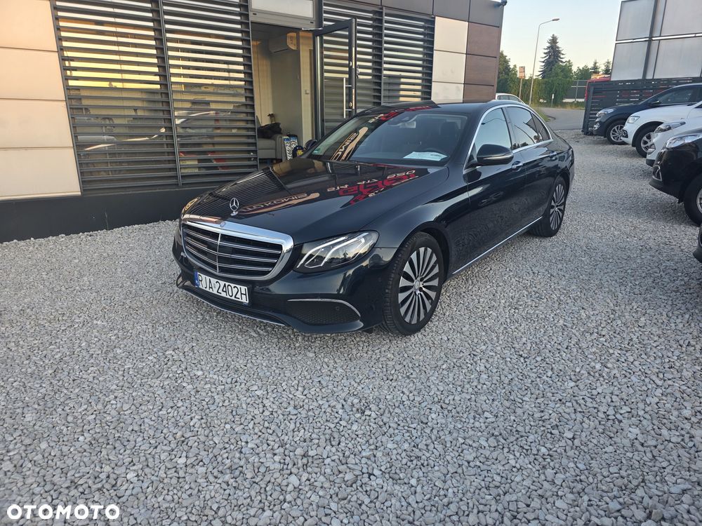 Mercedes-Benz Klasa E 200 9G-TRONIC - 2