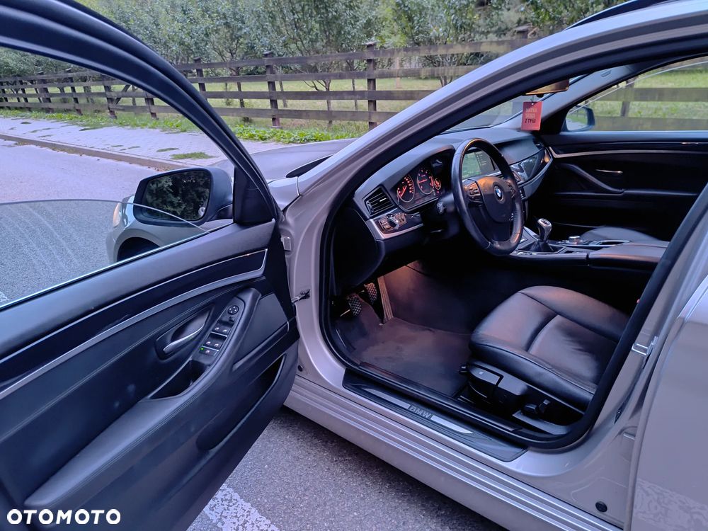 BMW Seria 5 - 13