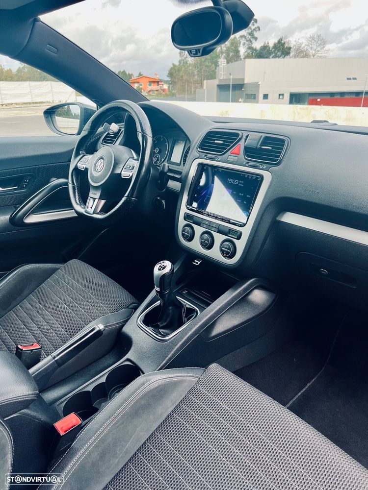VW Scirocco 2.0 TDI Sport - 10