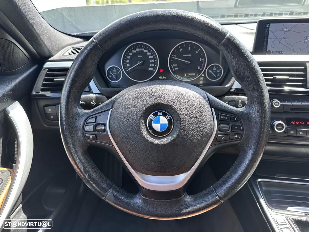 BMW 320 d Luxury Line - 33
