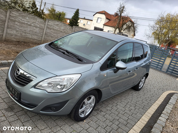 Opel Meriva 1.4 Color Edition