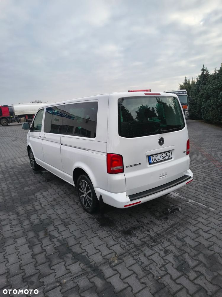 Volkswagen Multivan - 4