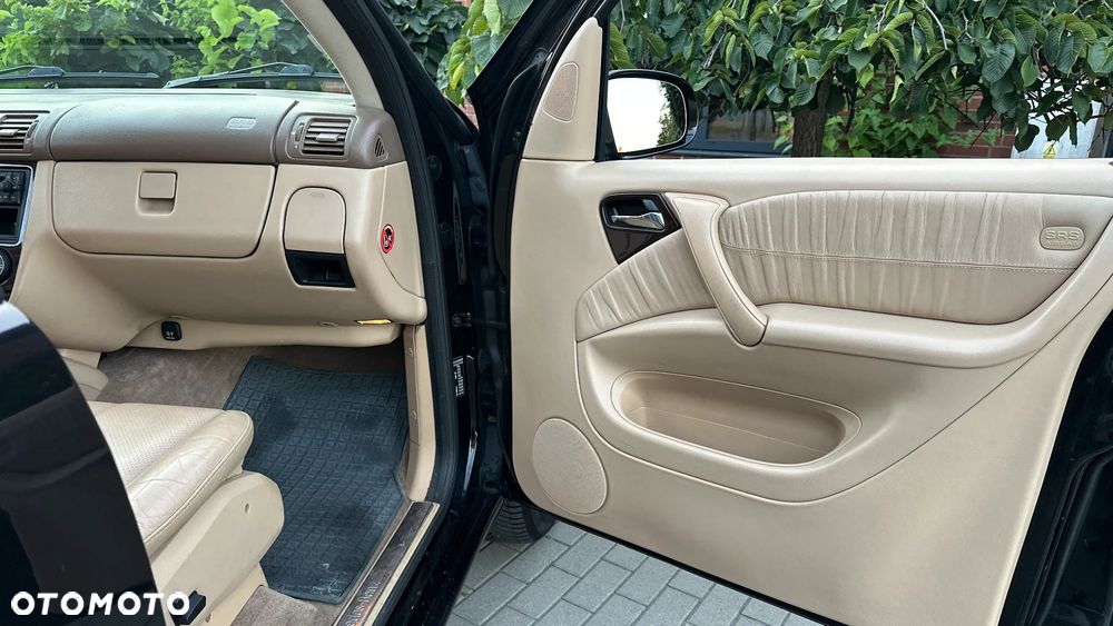 Mercedes-Benz ML - 33