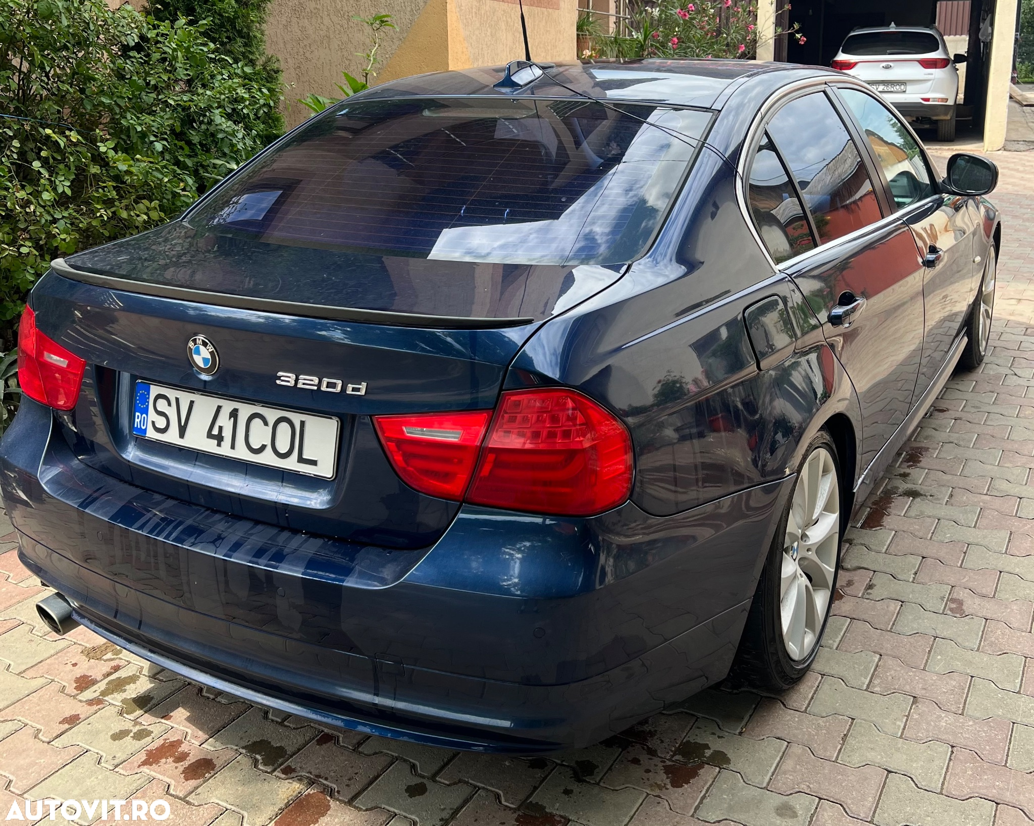 BMW Seria 3 320d EfficientDynamics Edition - 3