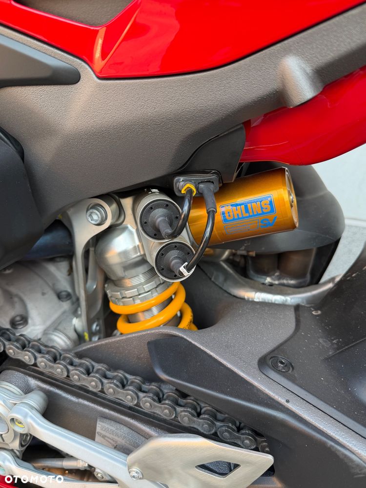 Ducati Panigale V4S - 7