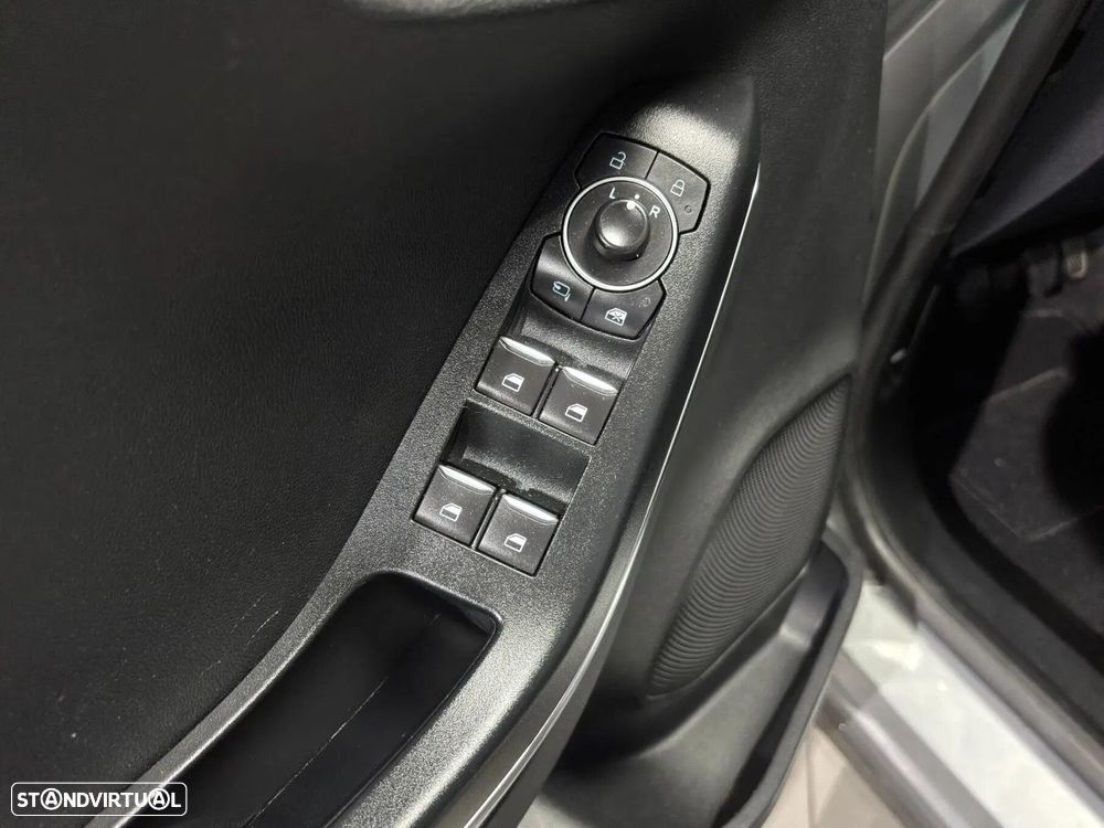 Ford Puma 1.0 EcoBoost MHEV Titanium Design - 24