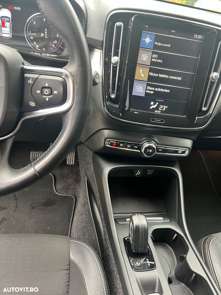 Volvo XC 40 D3 Momentum - 14