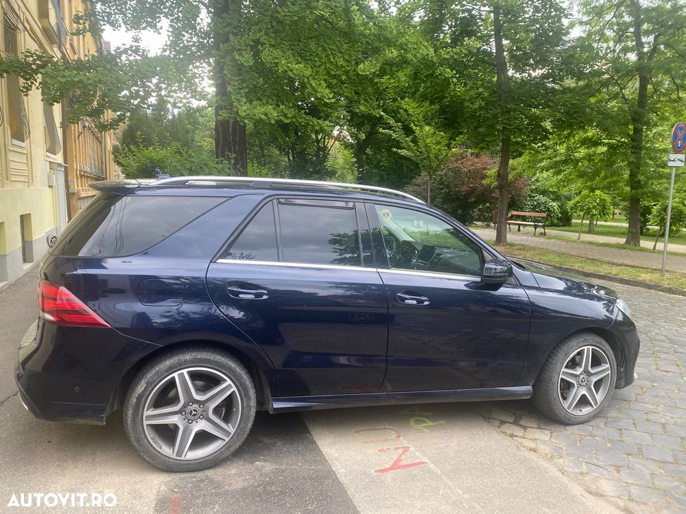 Mercedes-Benz GLE - 21