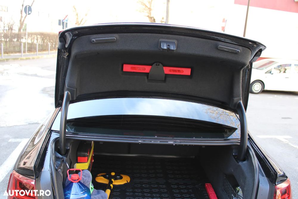 Audi A6 2.0 TDI Ultra DPF S tronic - 25