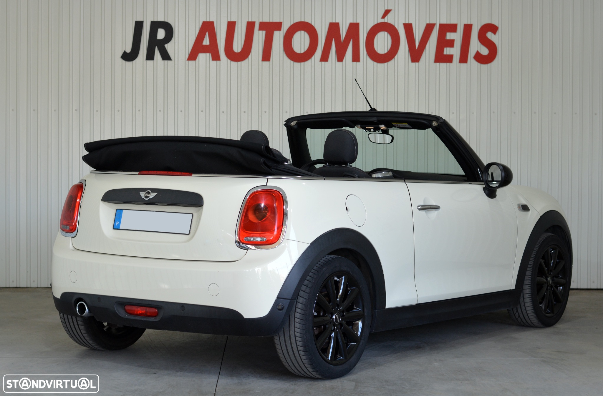 MINI Cabrio One - 8