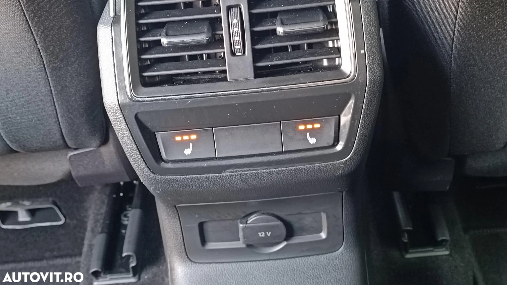 Skoda Karoq 2.0 TDI 4X4 DSG Ambition - 27