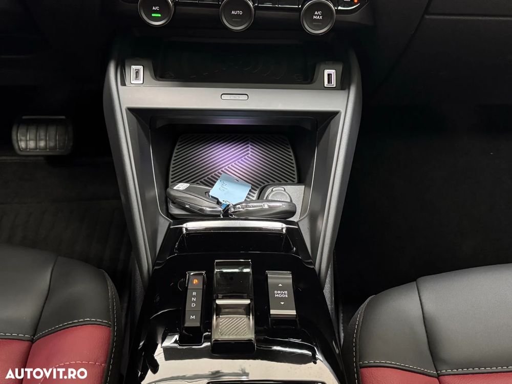 Citroën C4 BlueHDi 130 Stop&Start EAT8 SHINE - 29